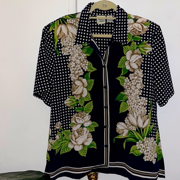 ALLISON DALEY SHIRT - Picture 1 of 3